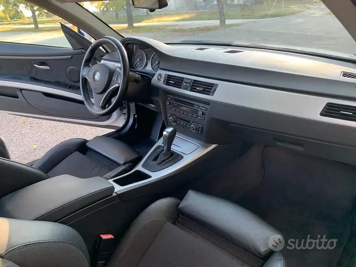 BMW 320D 2011 photo 3
