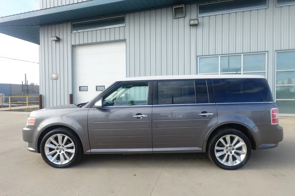 Ford Flex 2010 photo 3