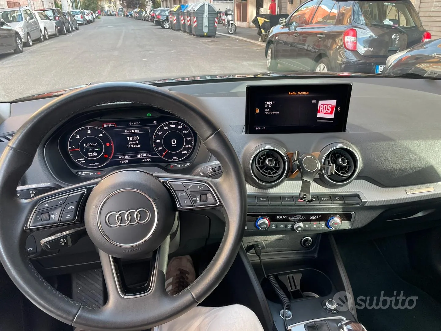 Audi Q2 2023 photo 2
