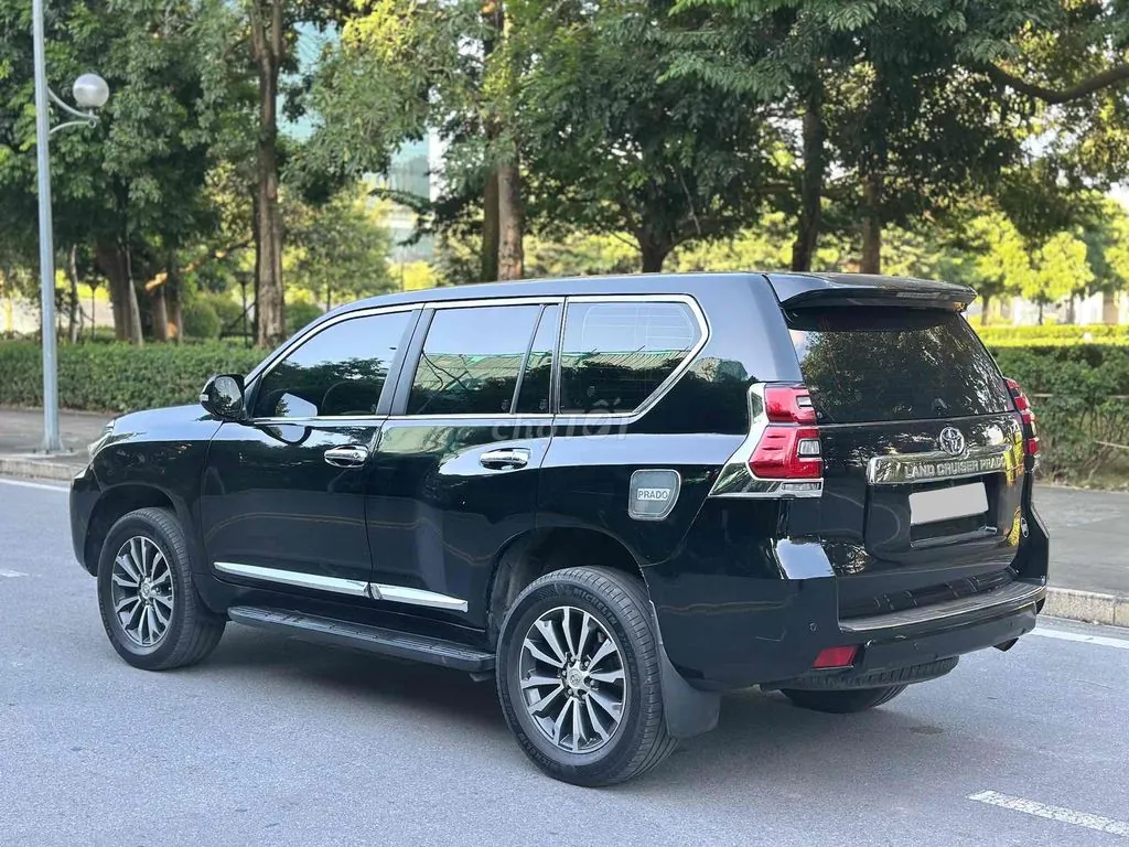 Toyota Prado 2010 photo 5