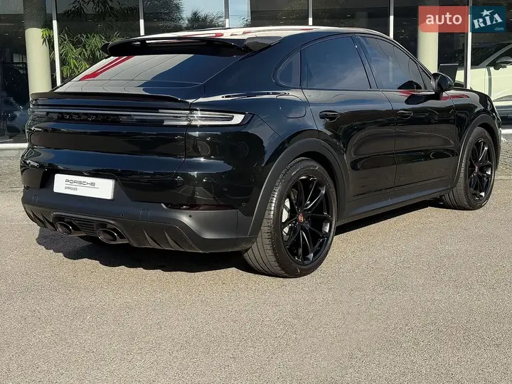 Porsche Cayenne Coupe 2026 photo 5