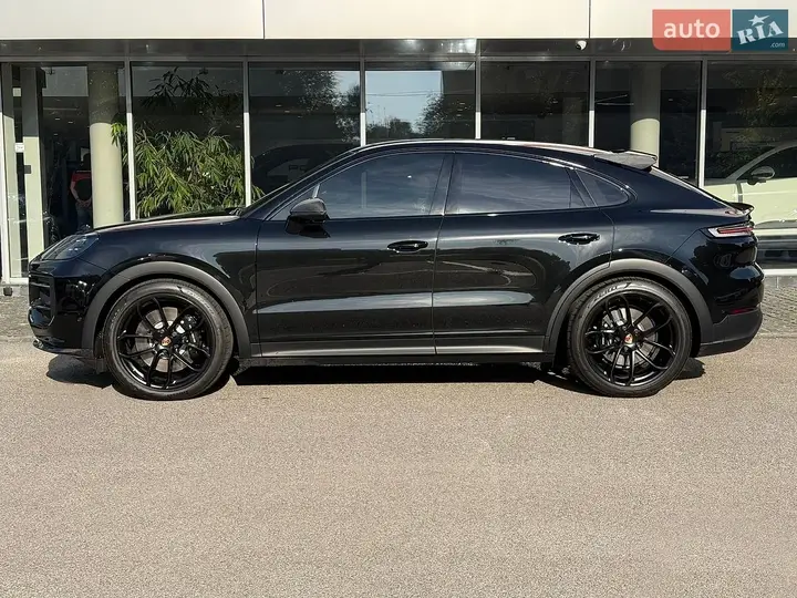 Porsche Cayenne Coupe 2026 photo 2