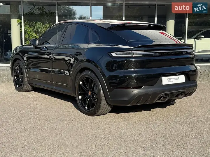 Porsche Cayenne Coupe 2026 photo 3