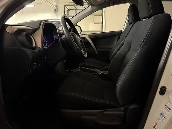 Toyota Rav4 2015 photo 3