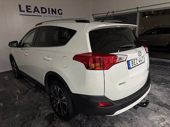 Toyota Rav4 2015 photo 2
