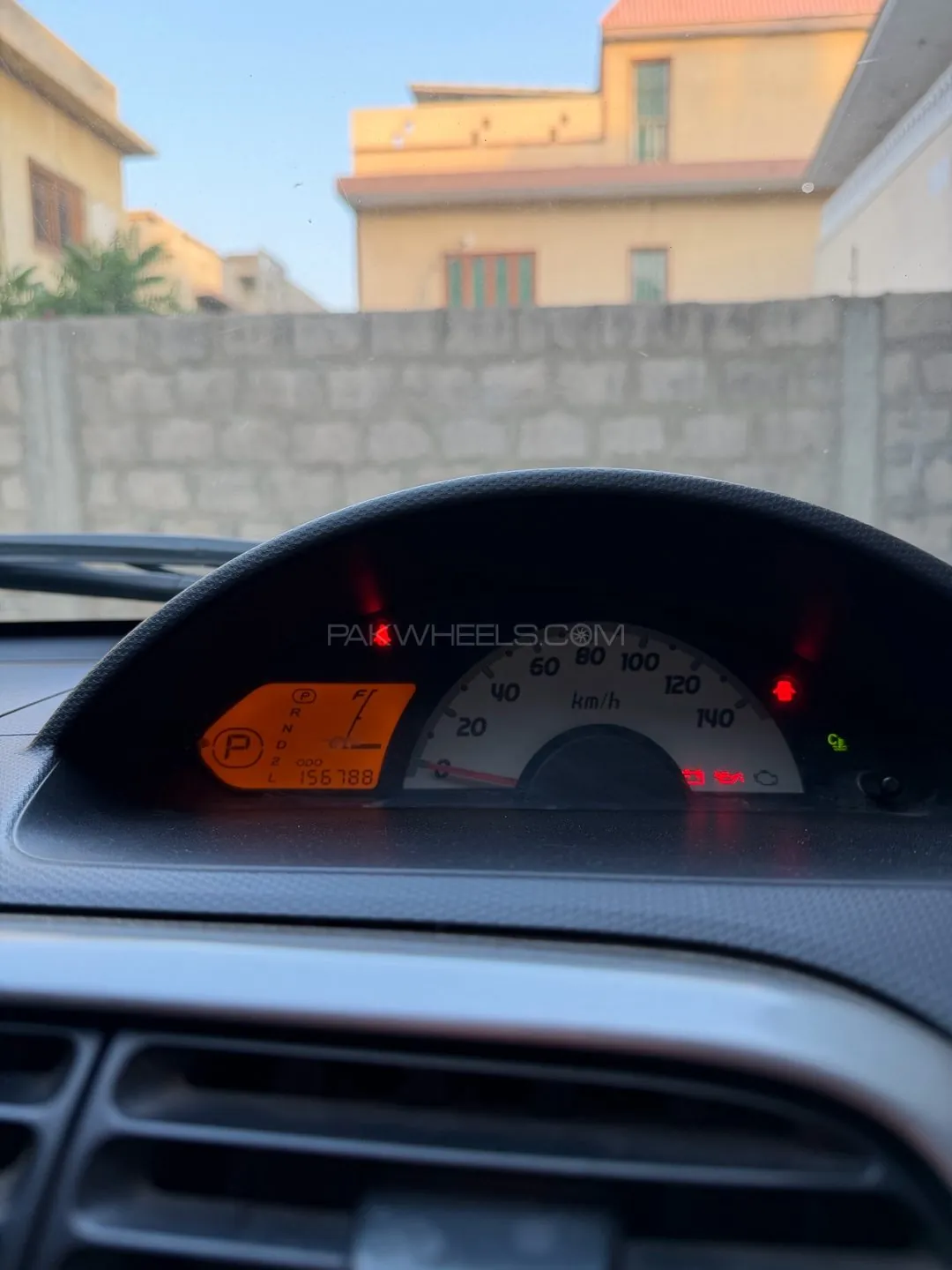 Nissan Otti