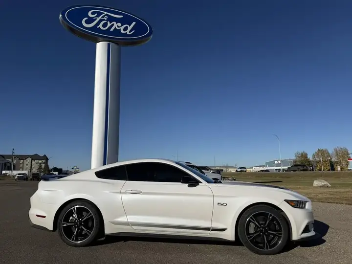 Ford Mustang 2017 photo 3