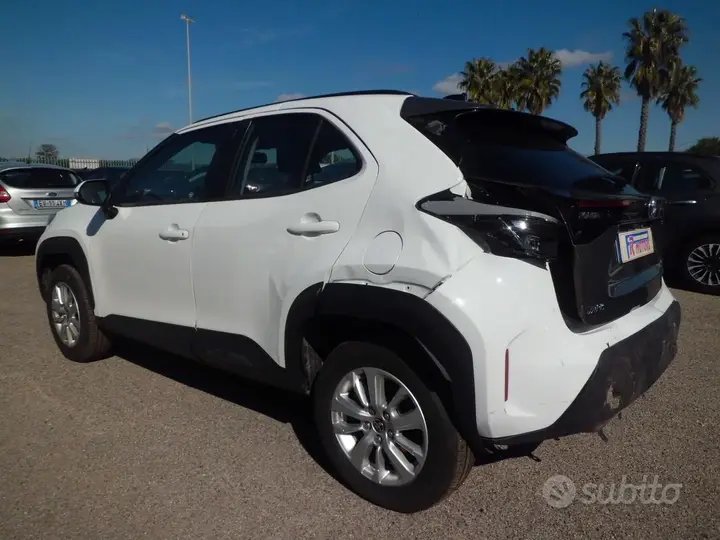 Toyota Yaris Cross 2025 photo 5