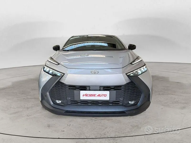 Toyota C-Hr 2024 photo 2