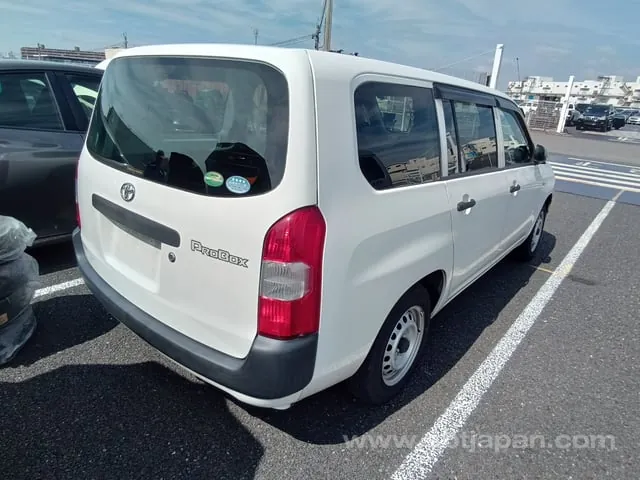 Toyota Probox 2019 photo 4