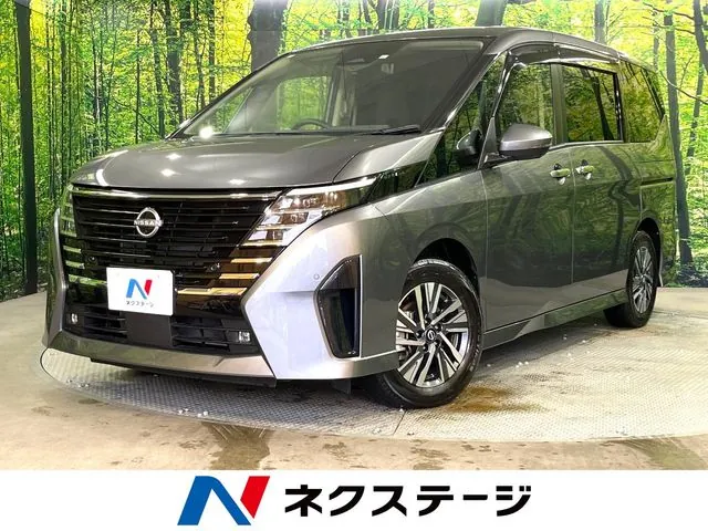 Nissan Serenade