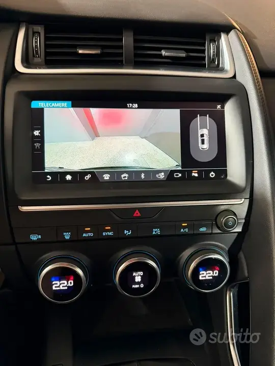 Jaguar E-Pace 2019 photo 5