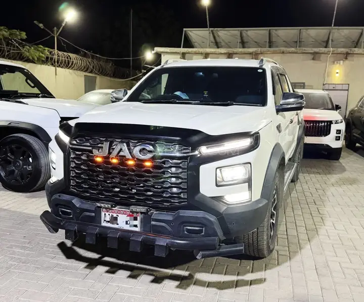 JAC T9