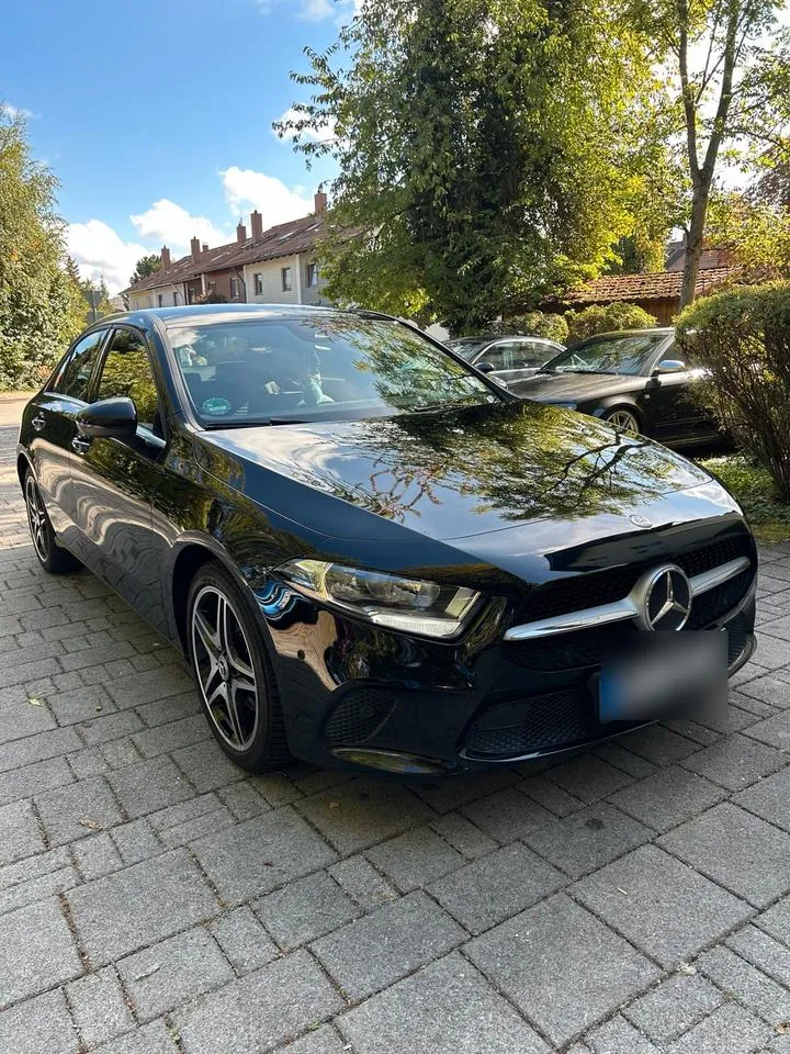 Mercedes-Benz A200