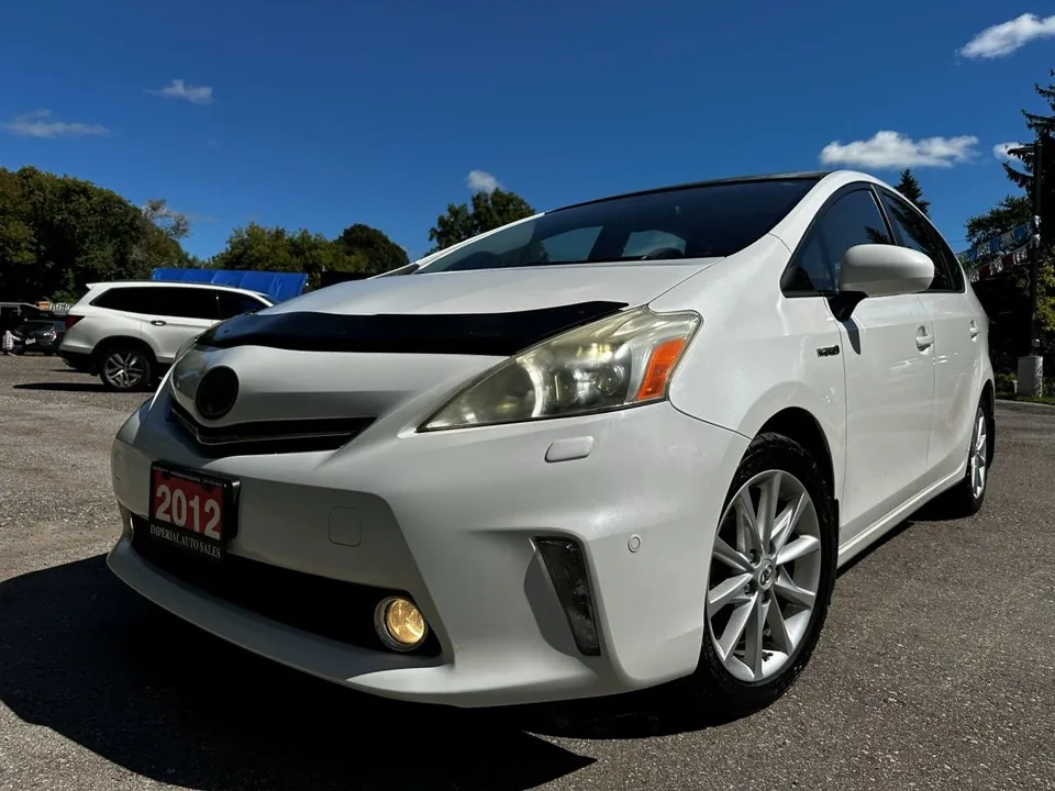 Toyota Prius V 2012 photo 4