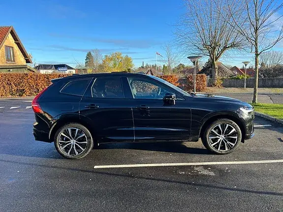 Volvo Xc60 2023 photo 4