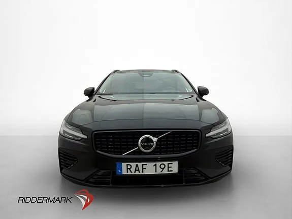 Volvo V60 2023 photo 2