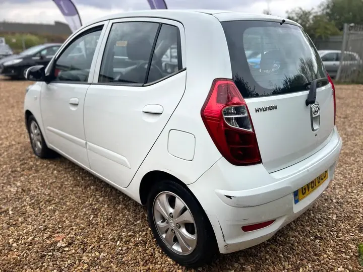 Hyundai I10 2012 photo 5