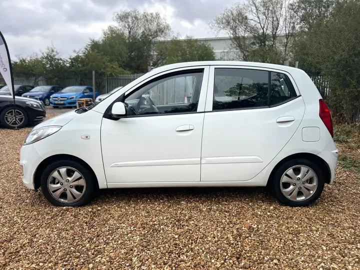 Hyundai I10 2012 photo 4