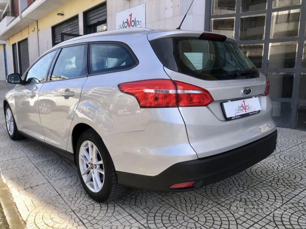 Ford Focus 2015 photo 3