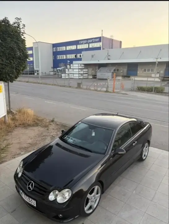 Mercedes-Benz Clk-Class 2007 photo 2