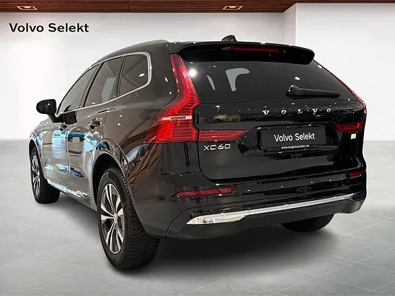 Volvo Xc60 2023 photo 2