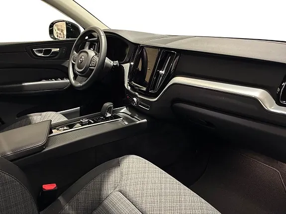 Volvo Xc60 2023 photo 4