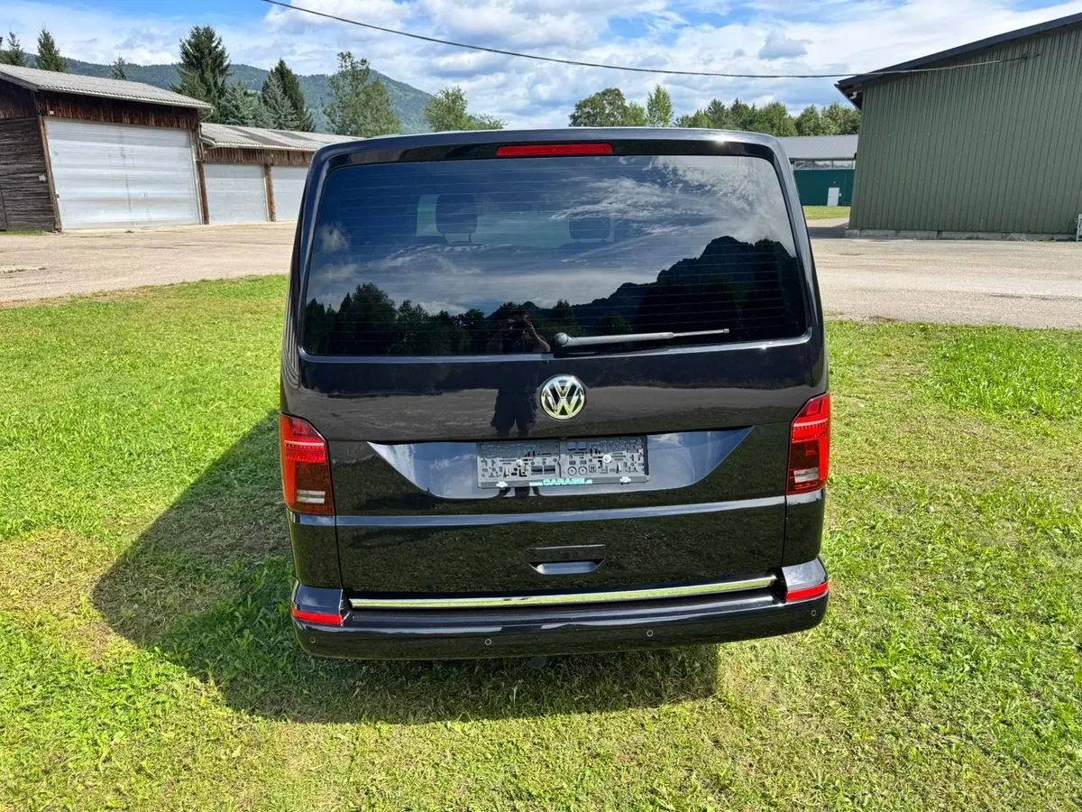 Volkswagen T6.1 Multivan 4Motion Generation Six 2021 photo 3