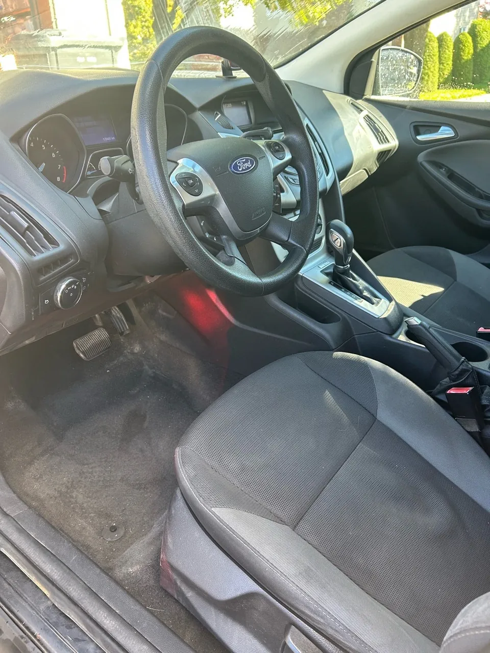 Ford Focus 2013 photo 2