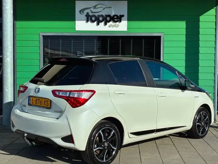 Toyota Yaris 2018 photo 3