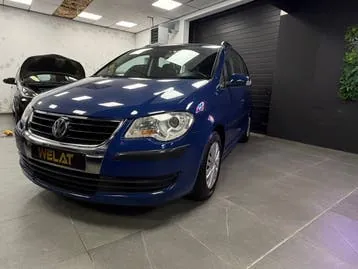 Volkswagen Touran 2007 photo 2