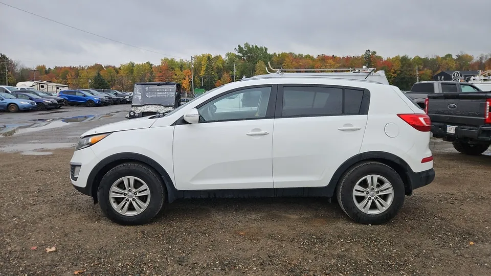 Kia Sportage 2013 photo 2