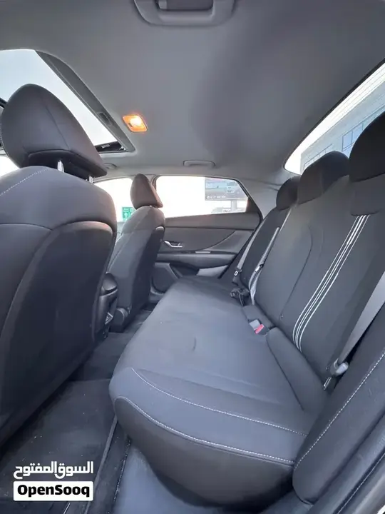 Hyundai Elantra 2025 photo 2