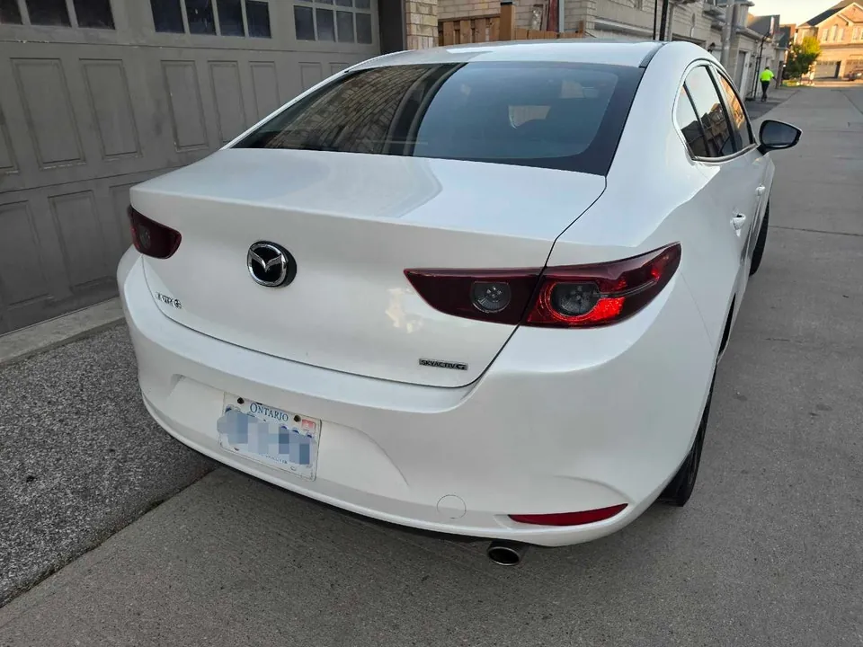 Mazda Mazda3 2019 photo 4