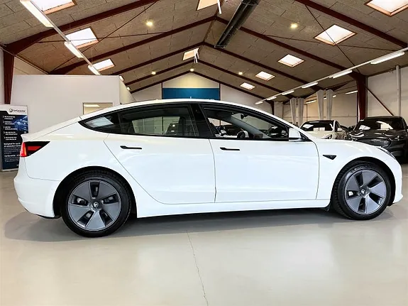 Tesla Model 3 2021 photo 5