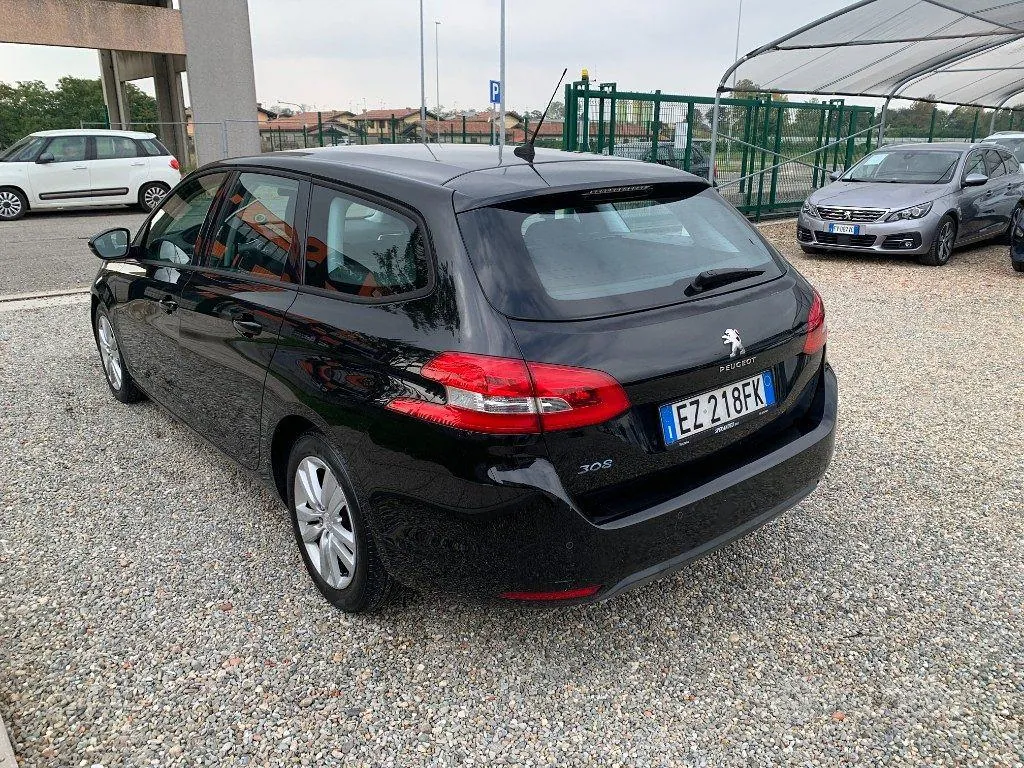 Peugeot 308 2015 photo 3