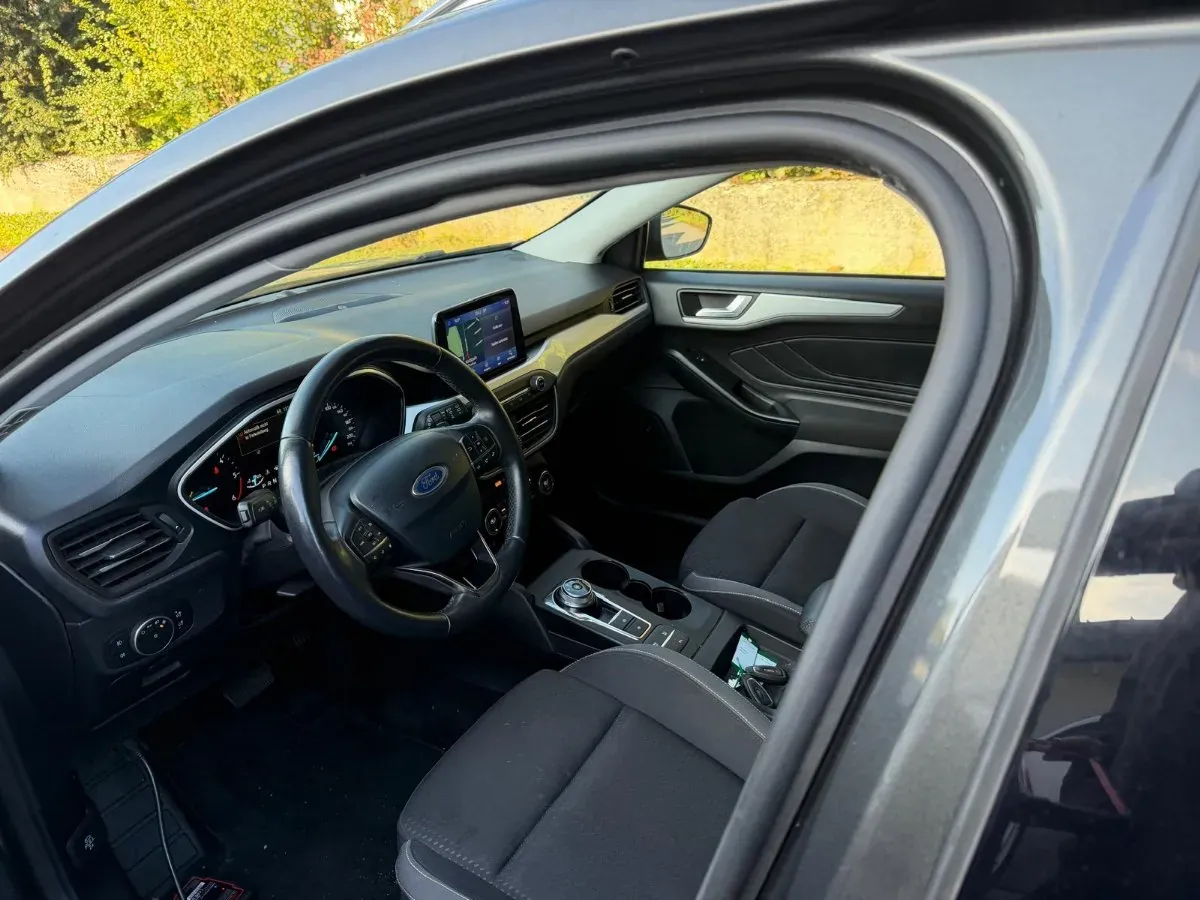Ford Focus 2018 photo 3