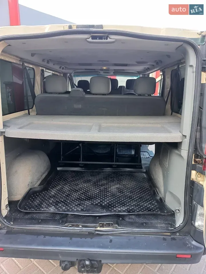 Opel Vivaro 2007 photo 4