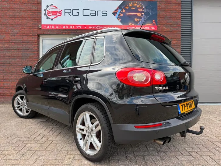 Volkswagen Tiguan 2011 photo 2