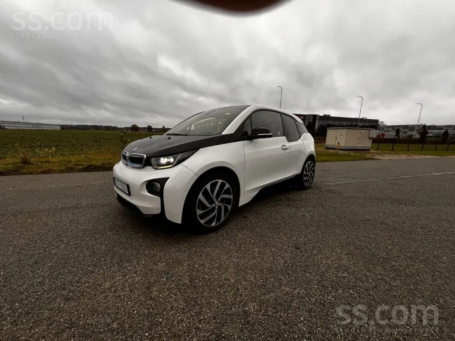 BMW I3