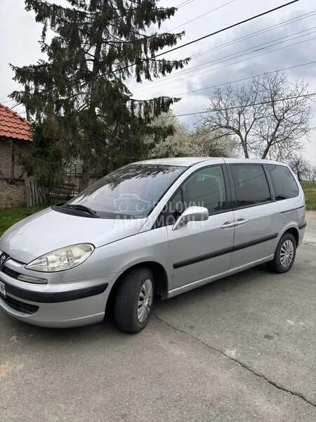 Peugeot 807