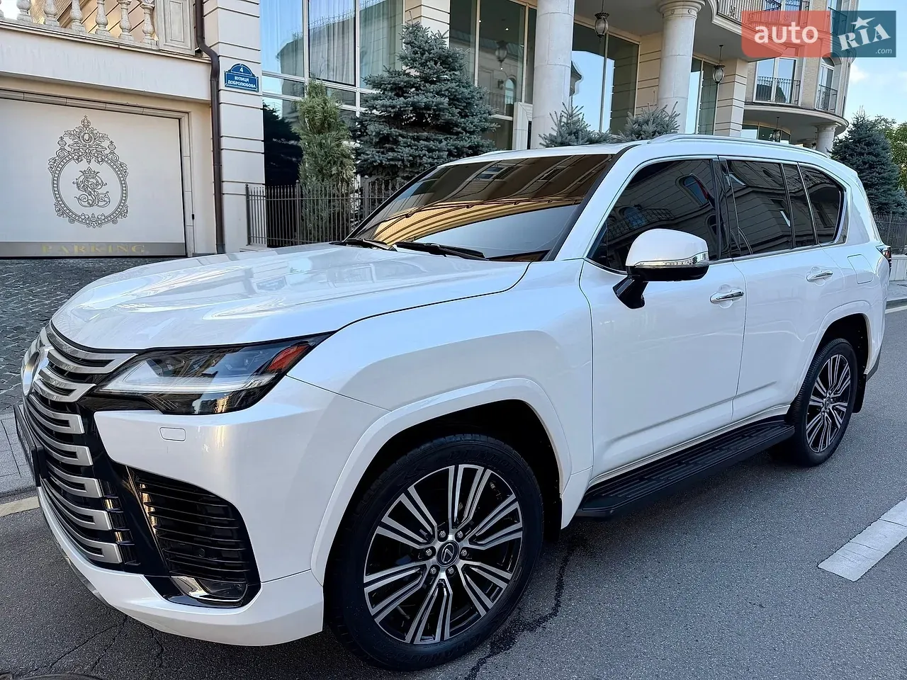 Lexus Lx