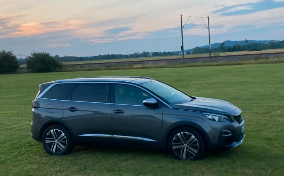 Peugeot 5008