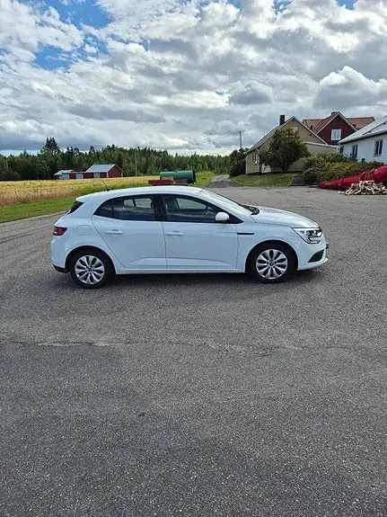 Renault Megane Iv 2018 photo 4