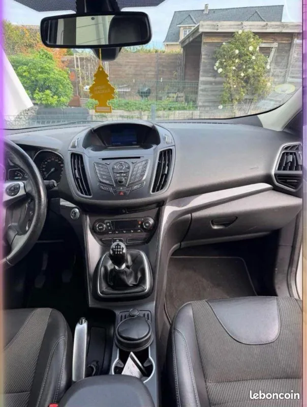 Ford Kuga 2015 photo 3
