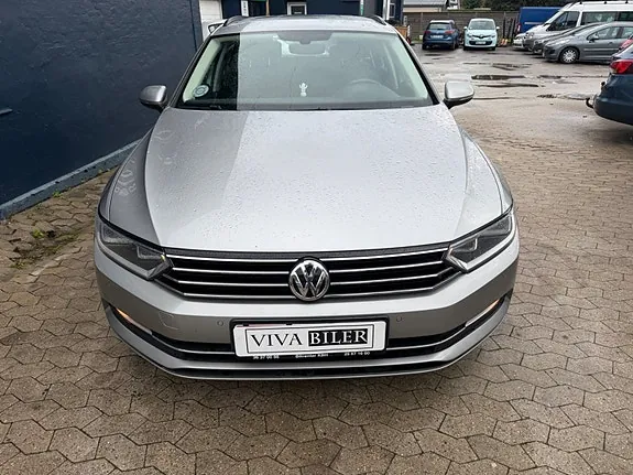 Volkswagen Passat 2016 photo 2