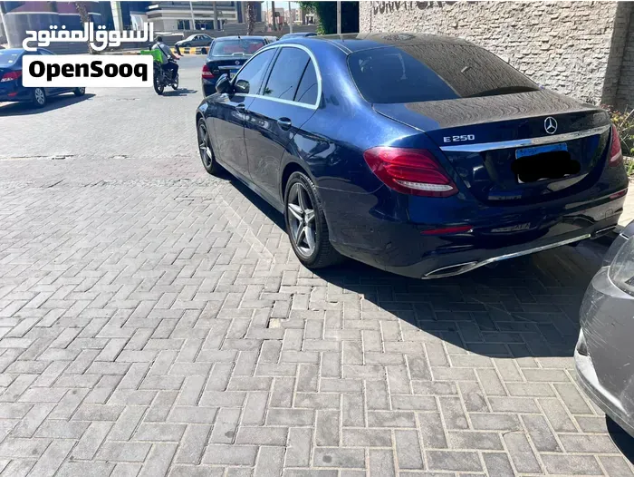 Mercedes-Benz E-Class 2017 photo 2
