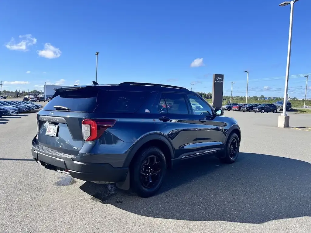 Ford Explorer 2024 photo 5