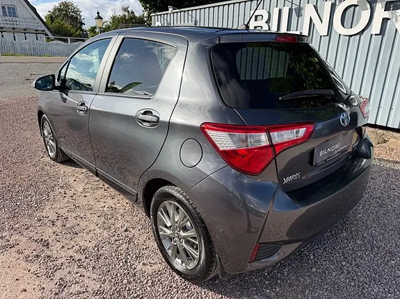 Toyota Yaris 2018 photo 4