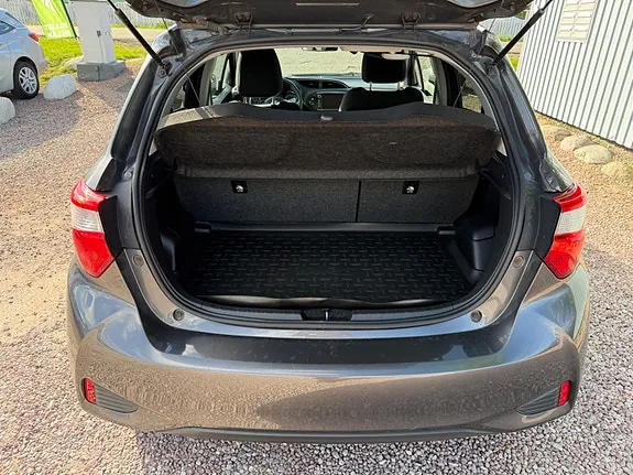 Toyota Yaris 2018 photo 5